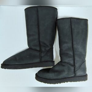 UGG Australia Classic Tall II Women's Black Boots Suede Sheepskin Winter Sz 8